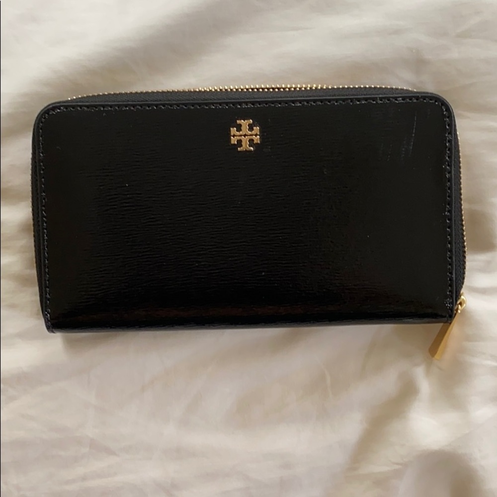 TORY BURCH WALLET